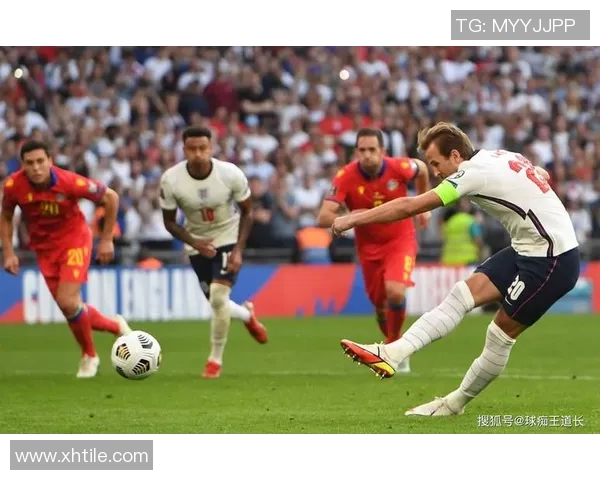 足球明星球员照片展示他们在赛场上的风采与激情的瞬间